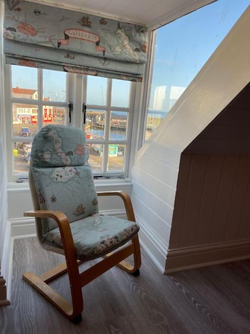 Herring Girl House - Harbourside Property, Sleeps 8 Scarborough Zewnętrze zdjęcie